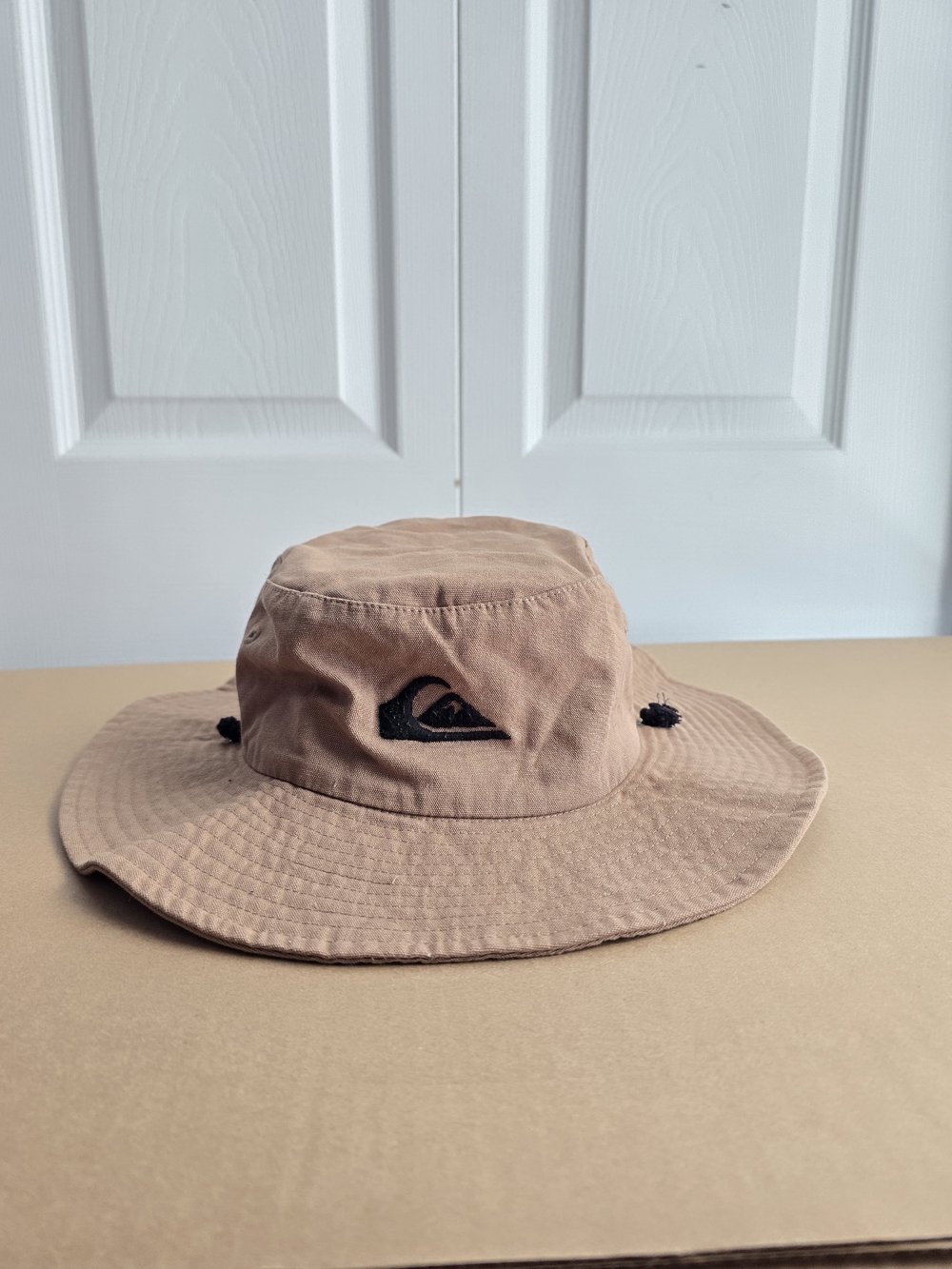 Quiksilver Tan Boonie Hat with Adjustable Strap Size S/M